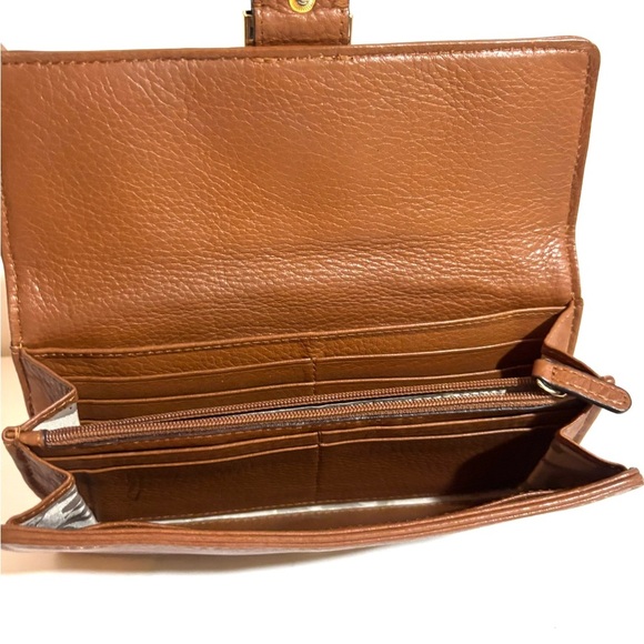 Michael Kors Brown Leather Wallet clutch with Gold Accents - Picture 3 of 7